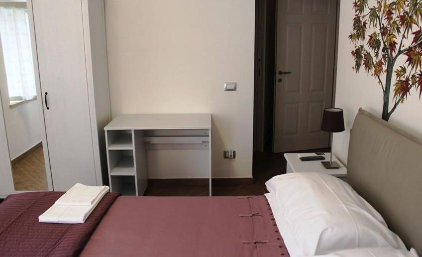 B&B Al Viale Macerata Bagian luar foto